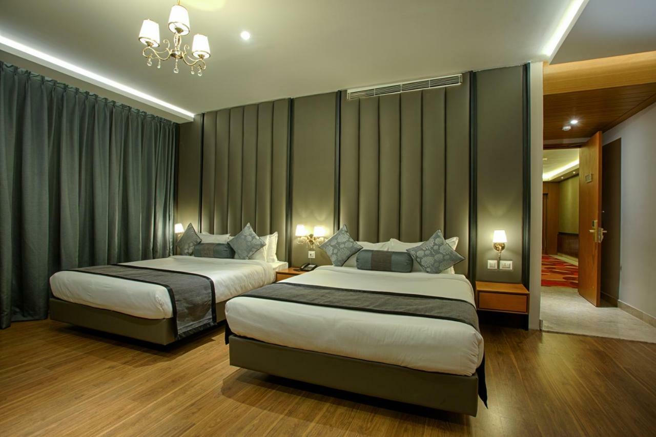 Four Vedas Hotel & Resort Siliguri Εξωτερικό φωτογραφία