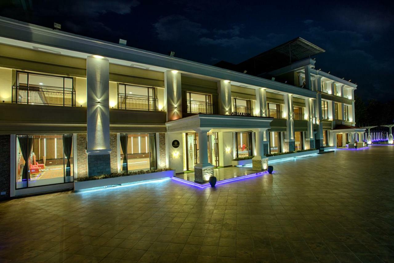 Four Vedas Hotel & Resort Siliguri Εξωτερικό φωτογραφία